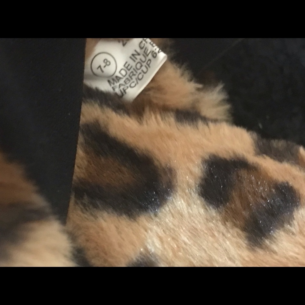 Big Furry Cheetah Slippers - Picture 6 of 6